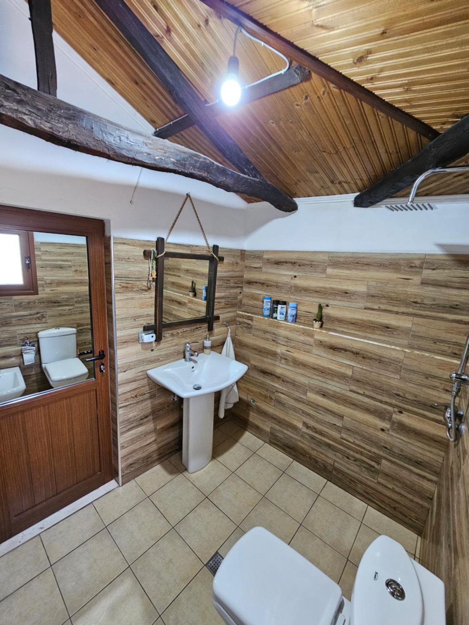 בראט Guest House Panorama מראה חיצוני תמונה