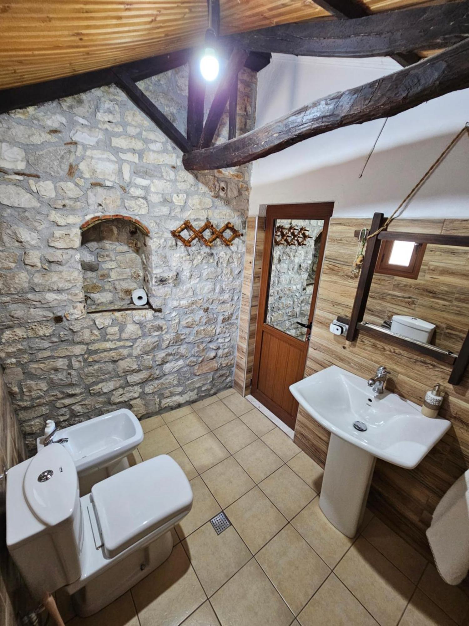 בראט Guest House Panorama מראה חיצוני תמונה