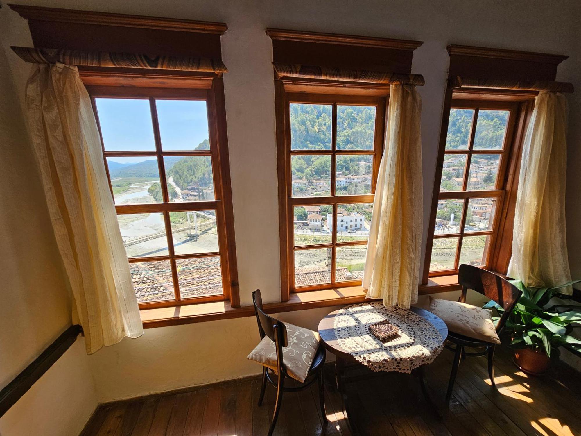 בראט Guest House Panorama מראה חיצוני תמונה